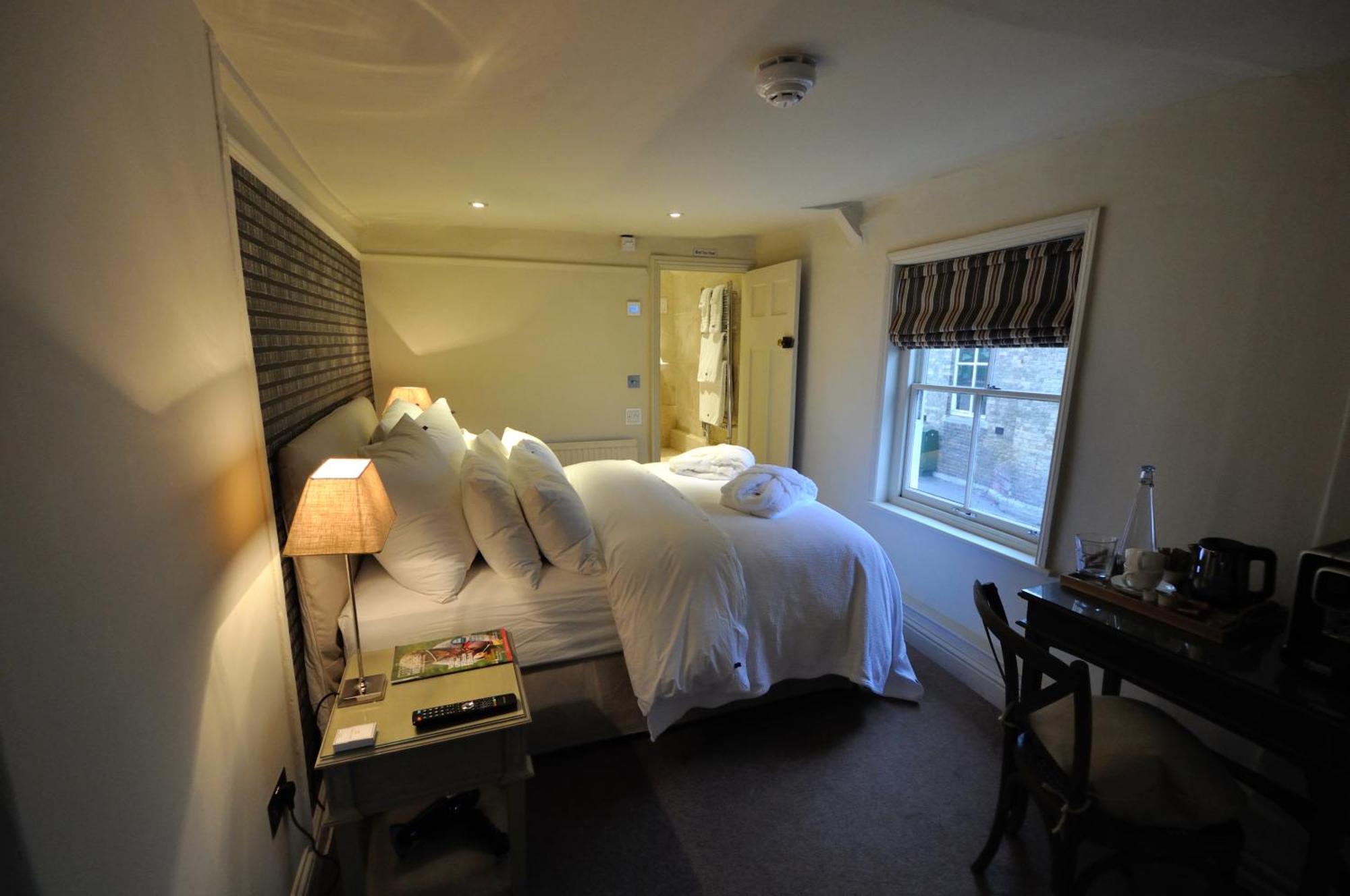 The Marlborough Hotel Room photo